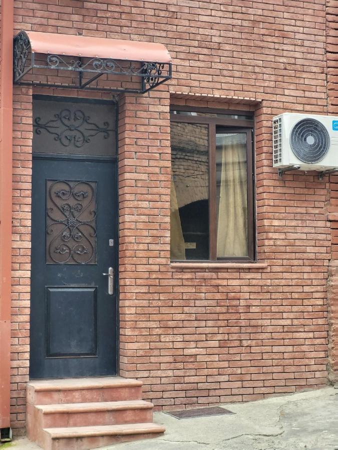 4 Chocolate Apartments In Old Тбілісі Екстер'єр фото