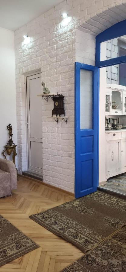 4 Chocolate Apartments In Old Тбілісі Екстер'єр фото