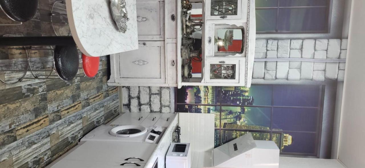 4 Chocolate Apartments In Old Тбілісі Екстер'єр фото